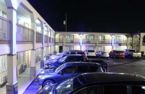 Hutchinson Hotel | Hutchinson Inn
