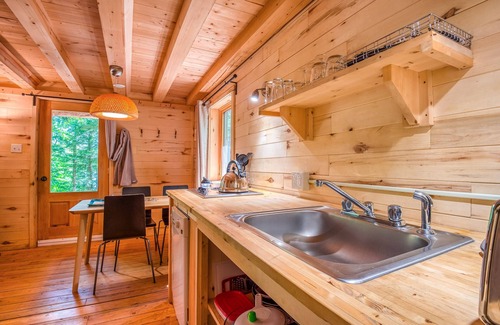 Saint-Faustin-Lac-Carre RV Rental | Huttopia Les 2 Lacs - Laurentides