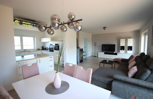 Eilsum House | Huus water lily - stylish holiday bungalow up to 6 people. - Near Greetsiel
