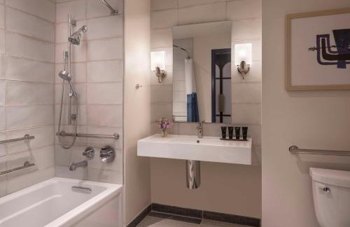 Sobro Hotel | Hyatt Centric Downtown Nashville