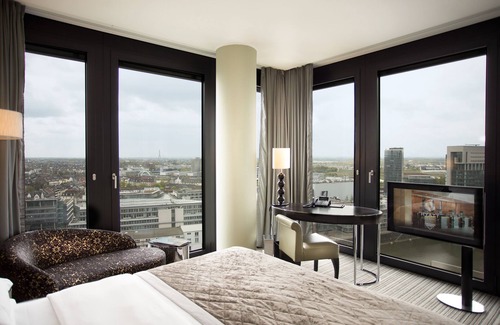 Hafen Hotel | Hyatt Regency Düsseldorf