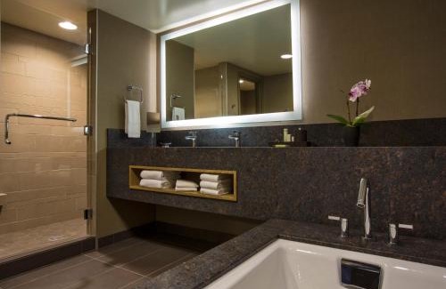 Incline Village Resort | Hyatt Regency Lake Tahoe Resort, Spa & Casino