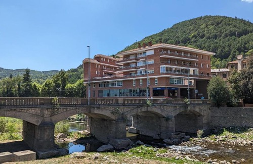 Ripoll Apartment | Hydros