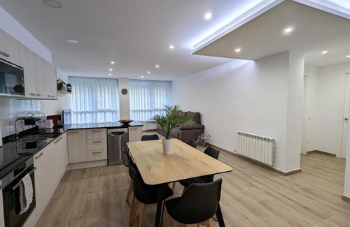 Ripoll Apartment | Hydros