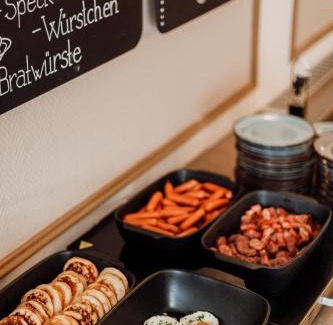 Vrchlabi Hotel | Hygge Hotel U Zvonu