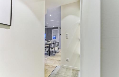 Carabacel Apartment | Hyper Centre - Charming duplex - Luxury - Reversible air conditioning - 10 mins from Place MASSENA