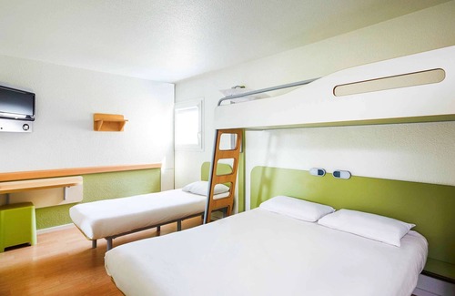 Chartres Hotel | ibis budget Chartres