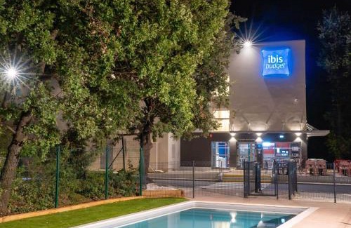 Le Vieux Cannet Hotel | ibis budget Le Cannet des Maures