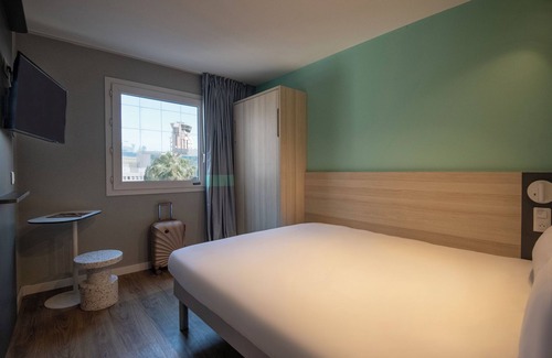 L'Arenas Hotel | ibis budget Nice Aeroport Promenade des Anglais