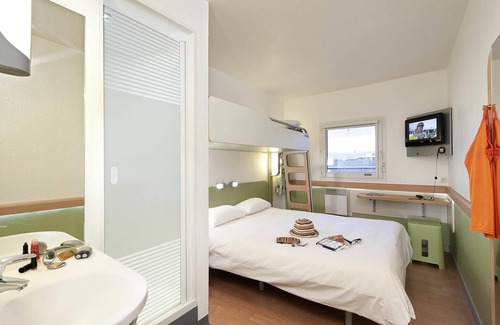 Chevilly-Larue Hotel | ibis budget Orly Chevilly Tram 7