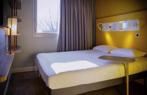 Reims Hotel | ibis budget Reims Parc Des Expositions