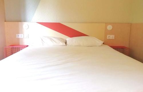 Chambray-les-Tours Hotel | ibis budget Tours Sud