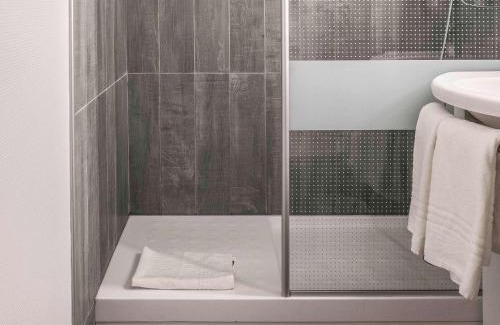 Cannes La Bocca Hotel | ibis Cannes Plage La Bocca