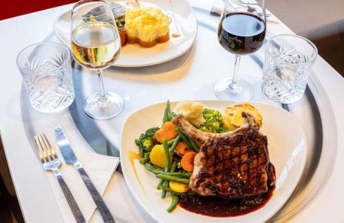 Chalons-en-Champagne Hotel | ibis Chalons en Champagne