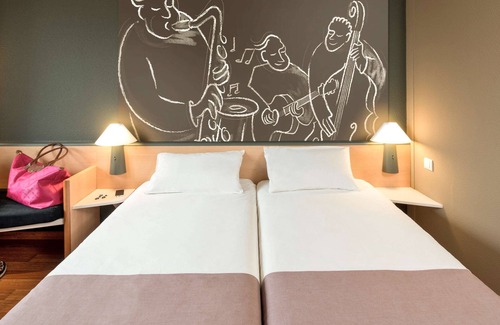 Dinant Hotel | ibis Dinant Centre