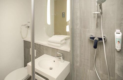Gerland Hotel | ibis Lyon Gerland Merieux