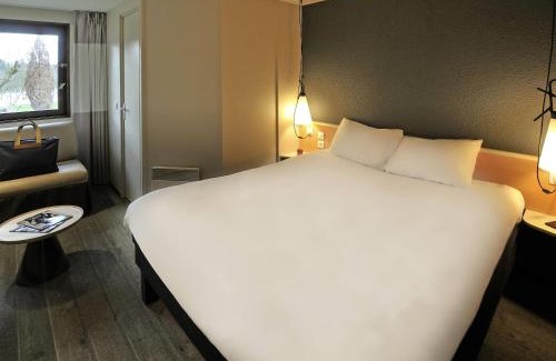 Maisons-Laffitte Hotel | ibis Maisons Laffitte