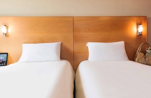 Al Khuwair Hotel | ibis Muscat