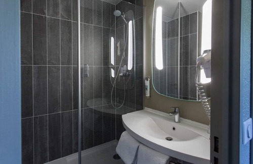 Senlis Hotel | ibis Senlis