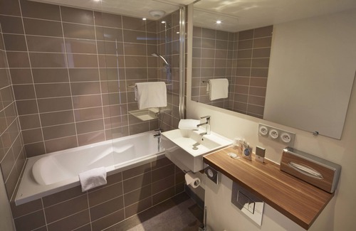 Begles Hotel | ibis Styles Bordeaux Begles Arena
