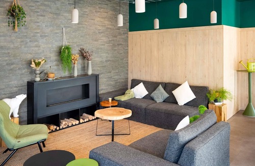 Chatenay-Malabry Hotel | Ibis Styles Chatenay-Malabry Paris Sud