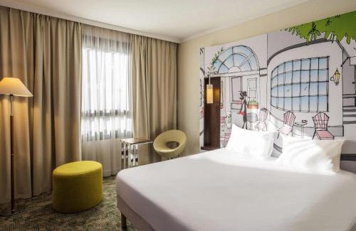 Center Hotel | ibis Styles Evry Courcouronnes Hotel and Events