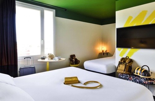 Meyzieu Hotel | ibis Styles Lyon Meyzieu Arena Stadium