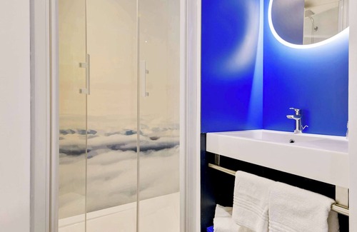 Paray-Vieille-Poste Hotel | ibis Styles Paris Orly Airport