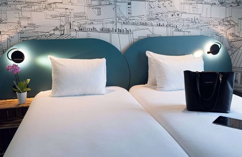 Epinettes Hotel | Ibis Styles Paris Batignolles
