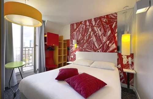 Gambetta Hotel | ibis Styles Paris La Defense Courbevoie
