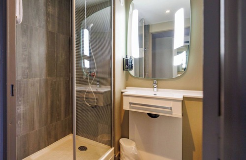 La Valette-du-Var Hotel | ibis Toulon La Valette