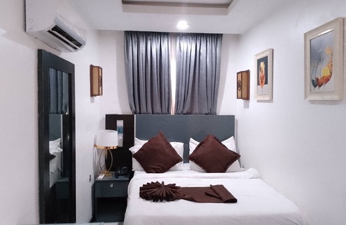Umuahia Hotel | Ice Grand Hotel & Suites