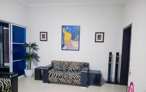 Jos House | Iceless Homestay Guest Suite, close to ALPS, Rayfield, Jos