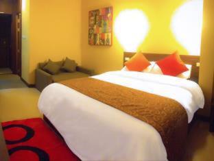 Bang Rak Hotel | iCheck inn Gems Center Silom
