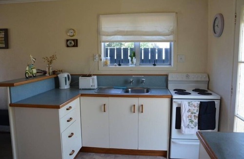 Ohope House | Iconic Kiwi Bach Beach