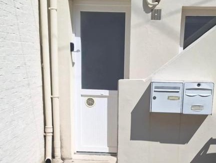 Ouistreham Apartment | Idéal couple ! Le Nid du Bourg - Proche plage et commerces - serviettes de toilette & linge de lit compris