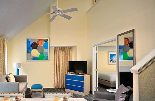 Chesterfield Hotel | Ideal Base in Chesterfield for St. Louis Exploration with Free Parking