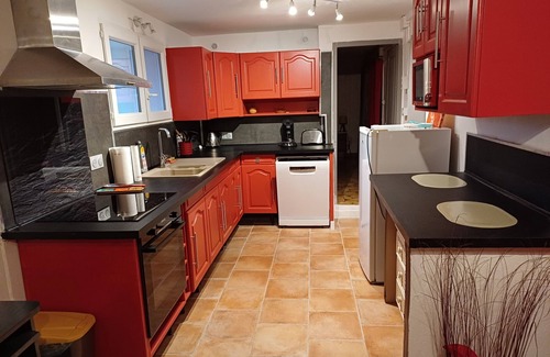 Saumane Apartment | Ideal for a family of 5.