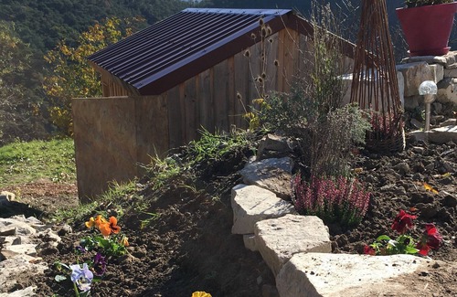 Vacheres-en-Quint House | Ideal for families or friends, quiet accommodation in a basket-making workshop!
