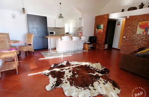 Areias de Sao Joao Villa | Ideal for families, 3 bedrooms, 2 bathrooms, pool, wifi, A/C