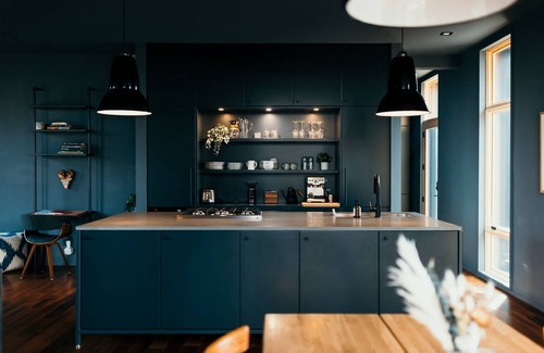South Bloomingville Apartment | Idyll Reserve 5 | The North - luxury, pet-friendly, sauna, hot tub, fireplace