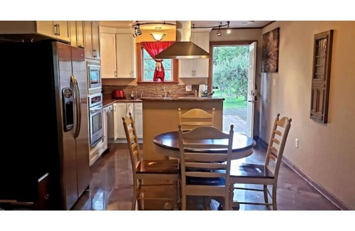 Spokane Valley House | Idyllic Cottage with Pool, Outdoor Fireplace/Gazebo, Putting Green/MiniGolf