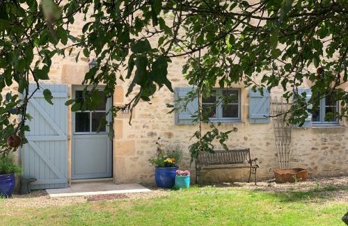 Antigny Apartment | Idyllic Gite Holidays In Rural Stunning French Countryside With Pool