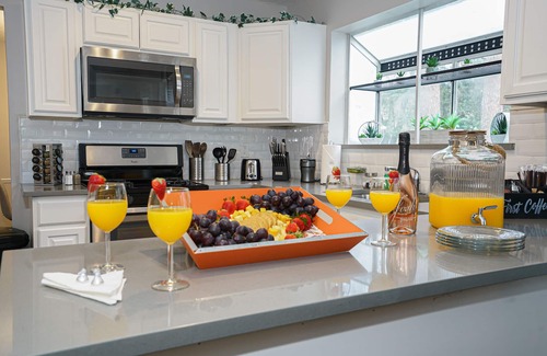 Indian Springs House | IDYLLIC LAKEVIEW HOME| MODERN PARADISE| 3BD-2.5BA