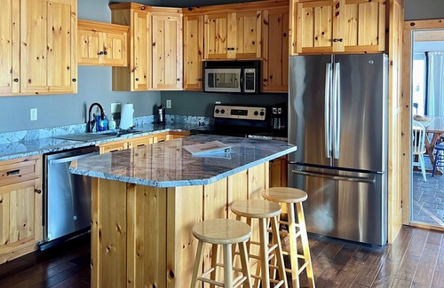 Kandiyohi County House | “If you’re lucky enough to stay on West Norway Lake, you’re lucky enough!”