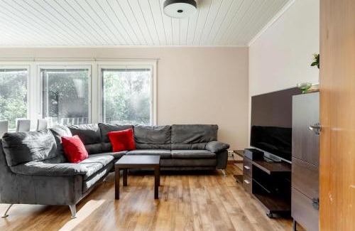 Turku House | Ihana omakotitalo omalla pihalla