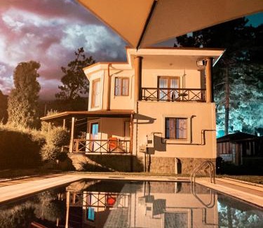Yanik Villa | Ihlamurlu Home