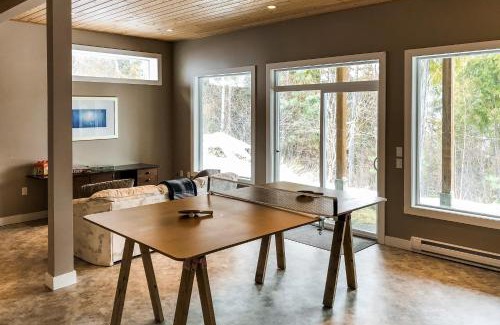 Christina Lake House | IKES Retreat