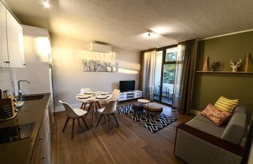 Windhoek Central Apartment | iKon Self Catering