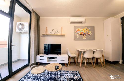 Windhoek Central Apartment | iKon Self Catering